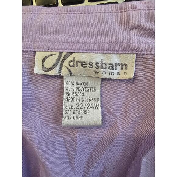 Dressbarn Women's Lightweight Button-Up Shirt Blouse Lavender Purple Size 22-24 - Picture 3 of 4